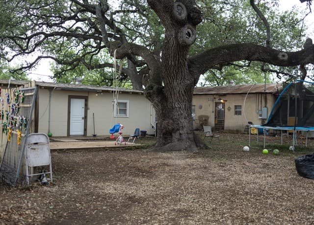 4714 E Southcross, San Antonio, TX 78222 — photo 9