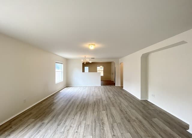 16511  Caballo Valley, Selma, TX 78154 — photo 4