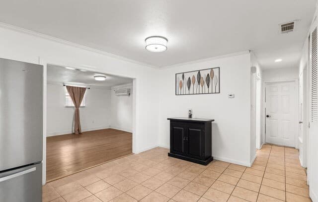 4419  Bright Sun St, San Antonio, TX 78217 — photo 10