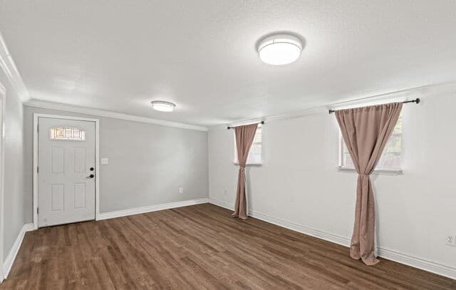 4419  Bright Sun St, San Antonio, TX 78217 — photo 2