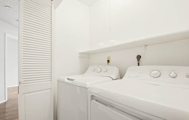 6322  Village Arbor, San Antonio, TX 78250 — photo 13