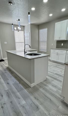 800 W Russell Pl, San Antonio, TX 78212 — photo 6