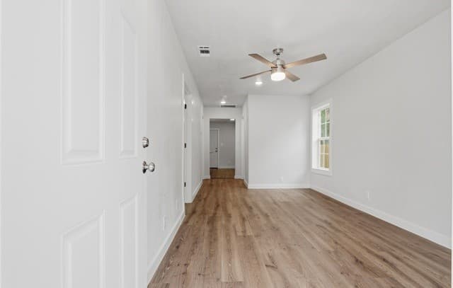 2913  Tampico, San Antonio, TX 78207 — photo 4