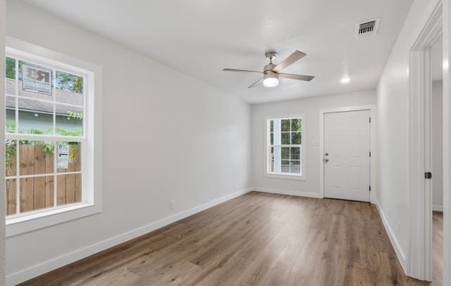 2913  Tampico, San Antonio, TX 78207 — photo 5