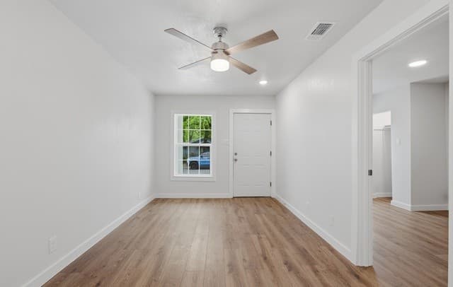2913  Tampico, San Antonio, TX 78207 — photo 7