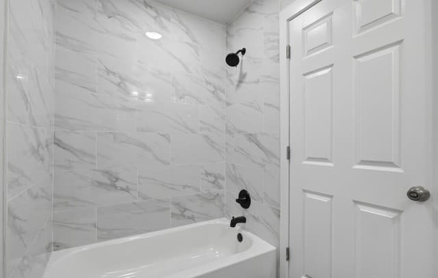 2913  Tampico, San Antonio, TX 78207 — photo 9