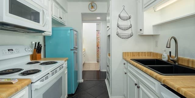 7711  Callaghan Rd Unit APT 714, San Antonio, TX 78229 — photo 8
