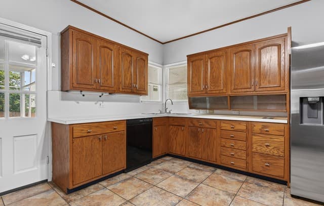 110  Sunrise Dr., San Antonio, TX 78228 — photo 8