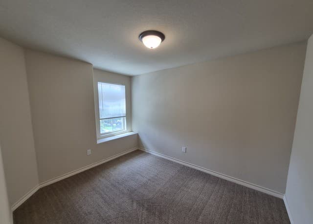 6627  Mia Way Unit 102, San Antonio, TX 78233 — photo 13