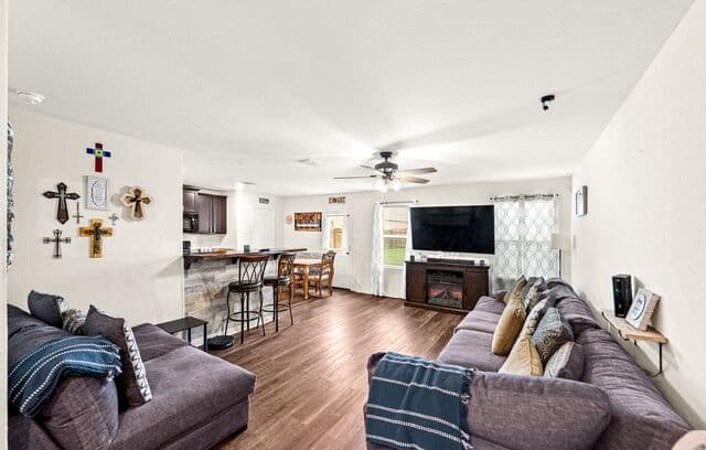 15244  Sleepy River Way, Von Ormy, TX 78073 — photo 8
