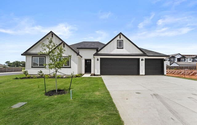 162 Teal St