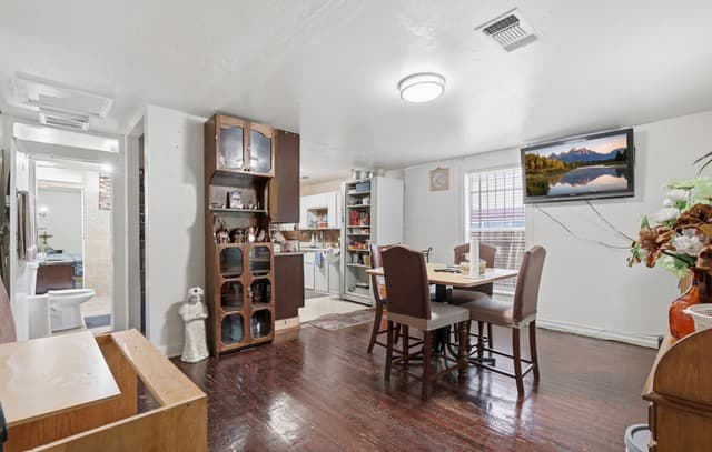1021  Center St, San Antonio, TX 78202 — photo 19