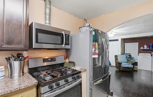 1021  Center St, San Antonio, TX 78202 — photo 22