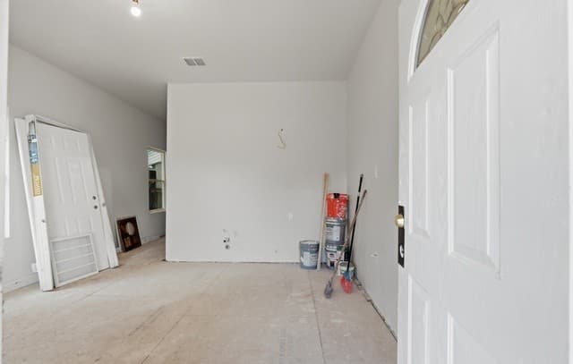 1021  Center St, San Antonio, TX 78202 — photo 8