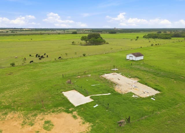 4488  State Highway 97 W, Floresville, TX 78114 — photo 6