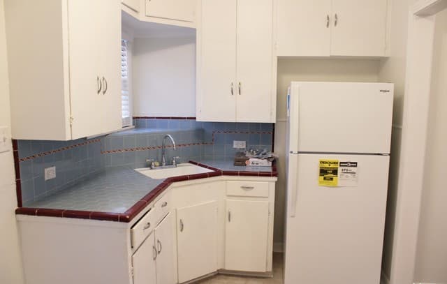 2825 W Woodlawn Ave, San Antonio, TX 78228 — photo 12