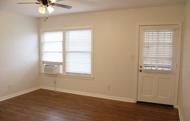 2825 W Woodlawn Ave, San Antonio, TX 78228 — photo 6