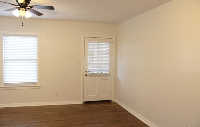 2825 W Woodlawn Ave, San Antonio, TX 78228 — photo 7
