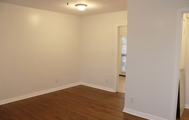 2825 W Woodlawn Ave, San Antonio, TX 78228 — photo 8