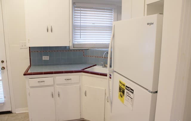 2825 W Woodlawn Ave, San Antonio, TX 78228 — photo 9