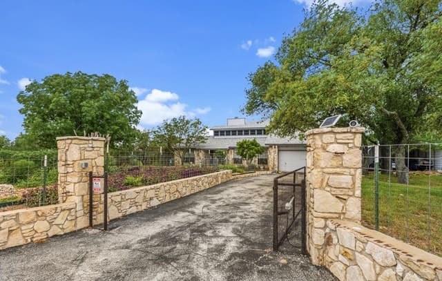 8017  Kenilworth, Spring Branch, TX 78070 — photo 4
