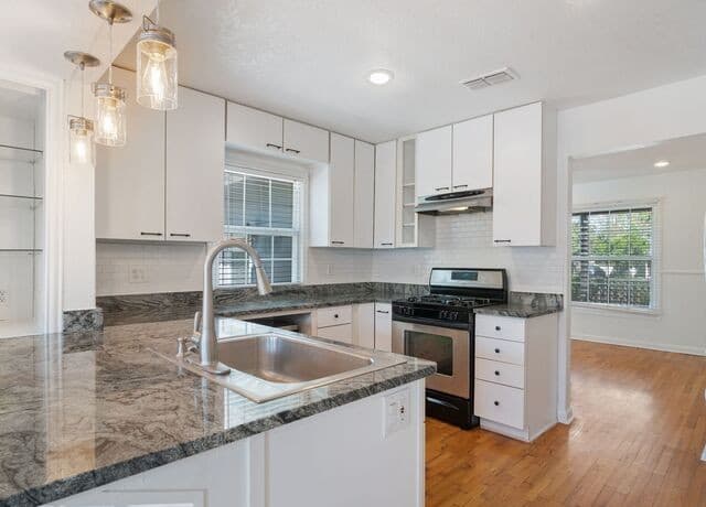 338  Brees Blvd, San Antonio, TX 78209 — photo 15