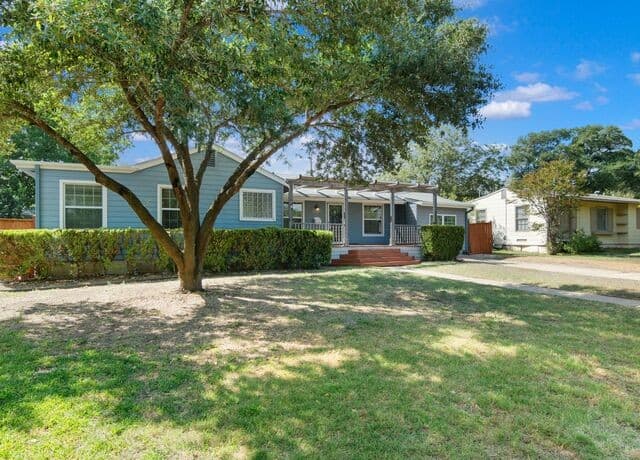 338  Brees Blvd, San Antonio, TX 78209 — photo 2