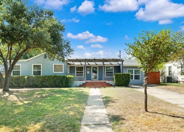 338  Brees Blvd, San Antonio, TX 78209 — photo 3