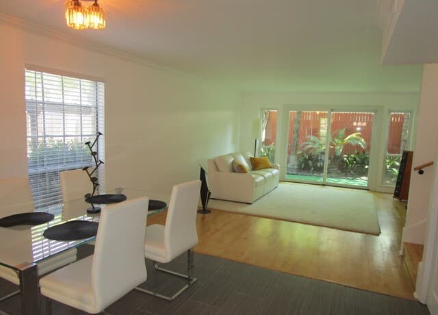 1045  Shook Ave Unit 146 H, Olmos Park, TX 78212 — photo 2