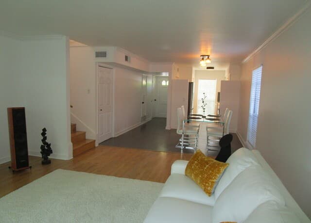 1045  Shook Ave Unit 146 H, Olmos Park, TX 78212 — photo 6