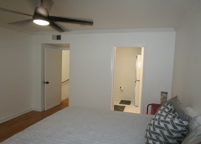1045  Shook Ave Unit 146 H, Olmos Park, TX 78212 — photo 9