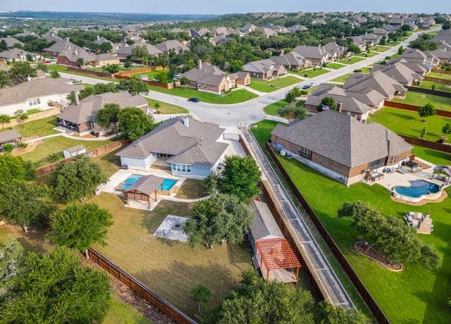 198 Jasper Pt, Castroville, TX 78009 — photo 5