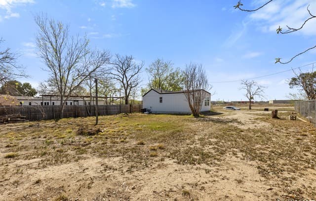 362  Avenue J, Poteet, TX 78065 — photo 24