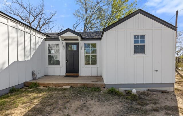 362  Avenue J, Poteet, TX 78065 — photo 3