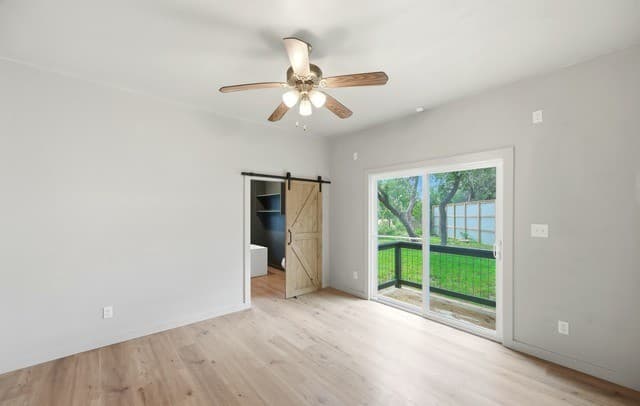 833  Canyon Oaks Dr, Canyon Lake, TX 78133 — photo 12