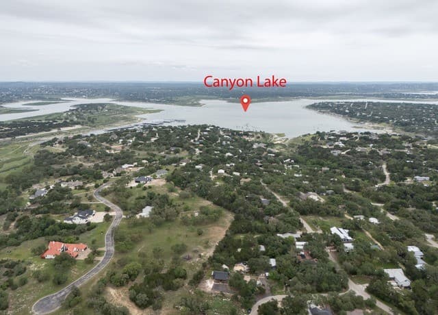 833  Canyon Oaks Dr, Canyon Lake, TX 78133 — photo 24