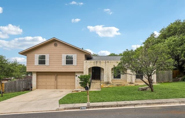 17022  Turkey Point St, San Antonio, TX 78232 — photo 2