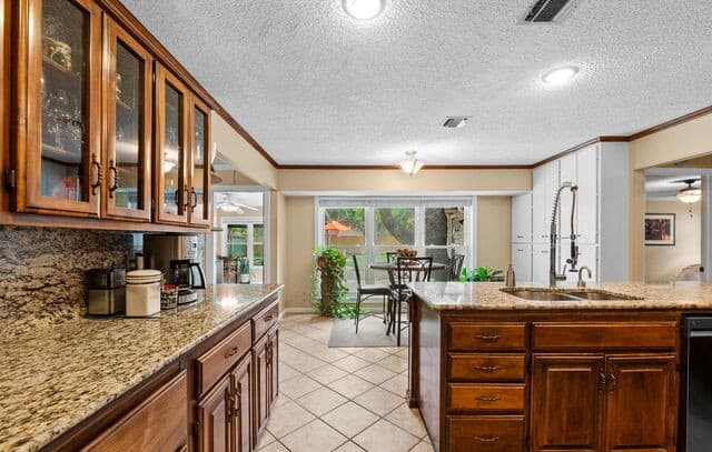 318 Whisper Wood Ln, San Antonio, TX 78216 — photo 10