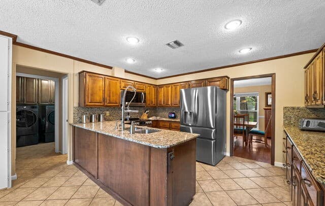 318 Whisper Wood Ln, San Antonio, TX 78216 — photo 14