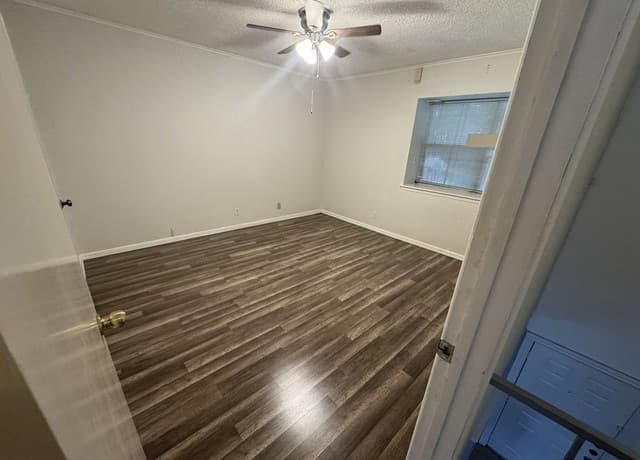 6427  Wurzbach Unit 36, San Antonio, TX 78240 — photo 11