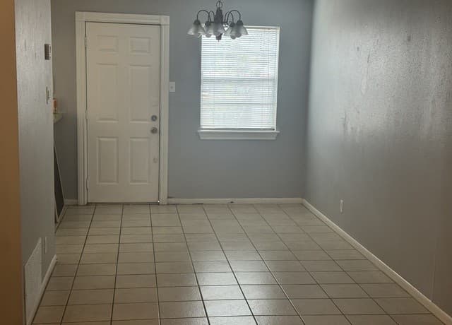 6427  Wurzbach Unit 36, San Antonio, TX 78240 — photo 8