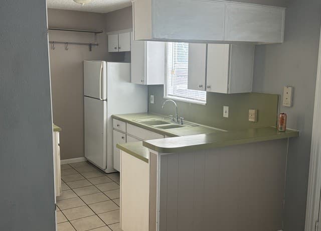 6427  Wurzbach Unit 36, San Antonio, TX 78240 — photo 9