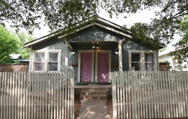 210  Mission St, San Antonio, TX 78210 — photo 2
