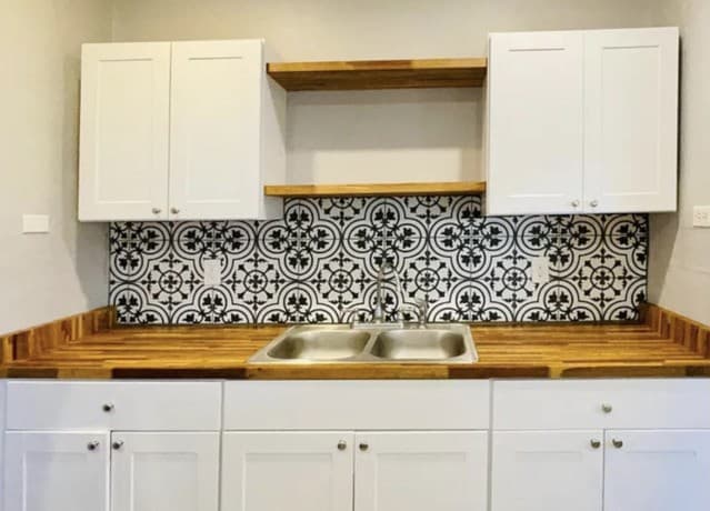 2907 N Elmendorf, San Antonio, TX 78201 — photo 2