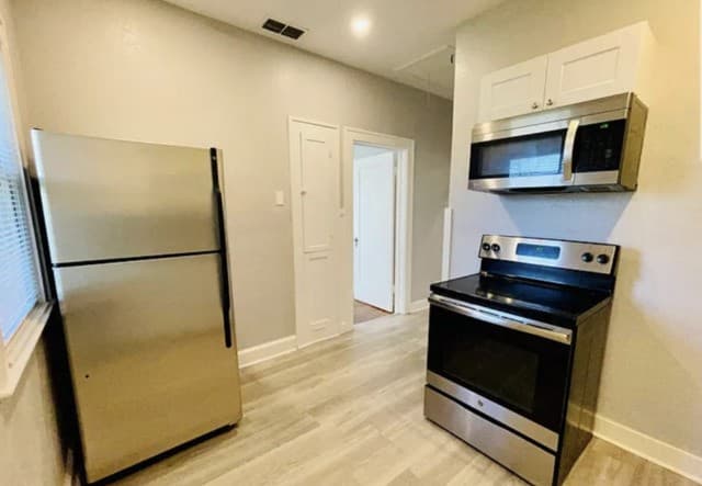 2907 N Elmendorf, San Antonio, TX 78201 — photo 4