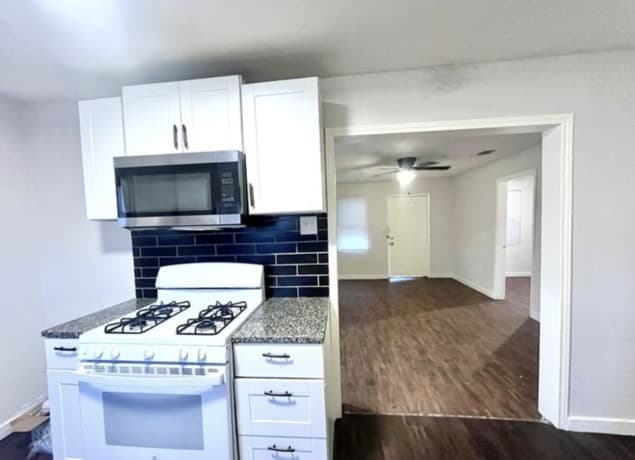 1217  Keats, San Antonio, TX 78211 — photo 9