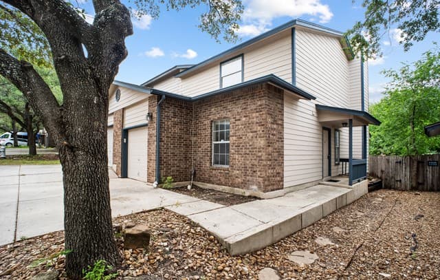 6054  Bantry Bay, San Antonio, TX 78240 — photo 3