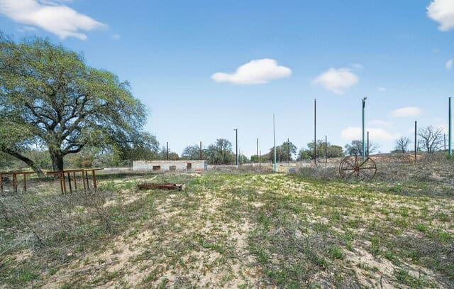 21633  S Jett Rd, San Antonio, TX 78264 — photo 15