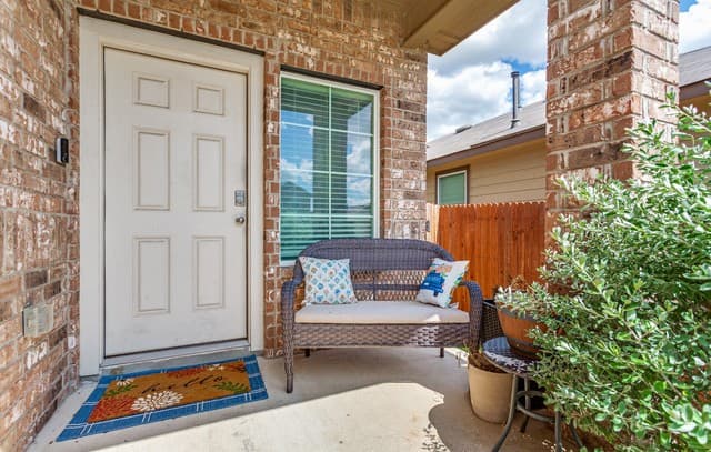 3434  Angus Xing, San Antonio, TX 78245 — photo 2