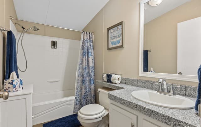 339 County Road 5631, Castroville, TX 78009 — photo 14